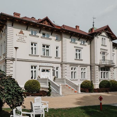 Palac Lacon Kazimierza Wielka Exterior foto
