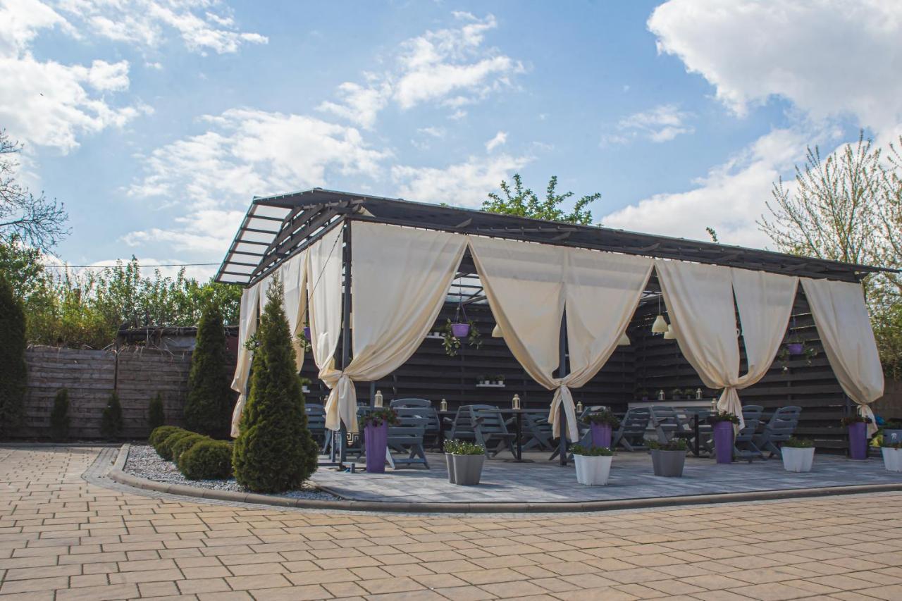 Palac Lacon Kazimierza Wielka Exterior foto
